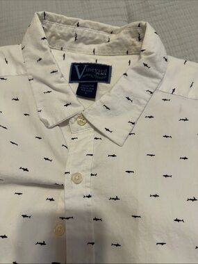 Vineyard Place Men’s White Short-Sleeve Button-Down with Navy Shark Print